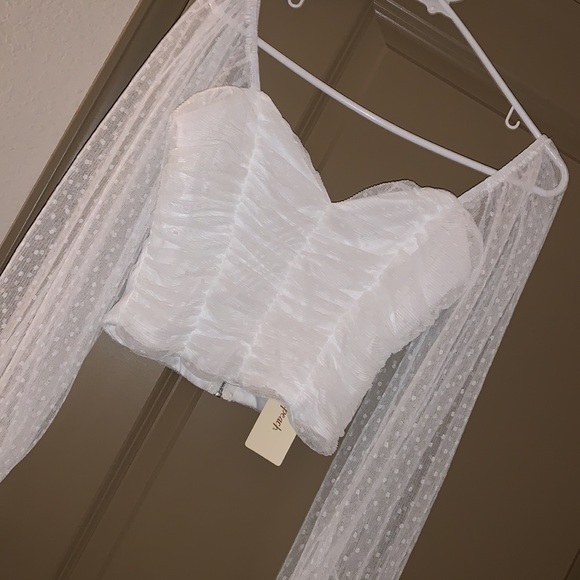 White lace crop top - Picture 4 of 4